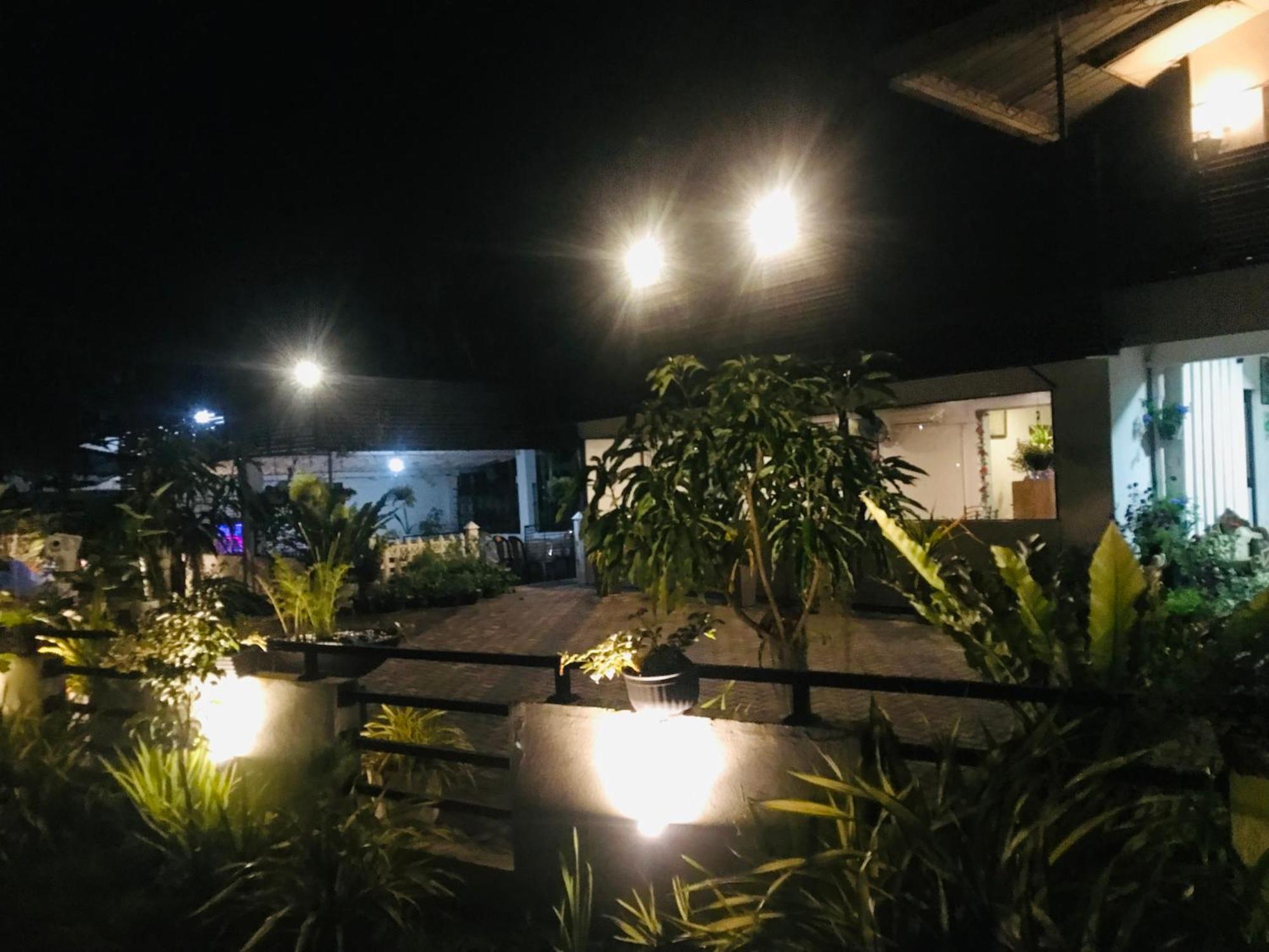 Pinidiya Resort Анурадхапура Экстерьер фото